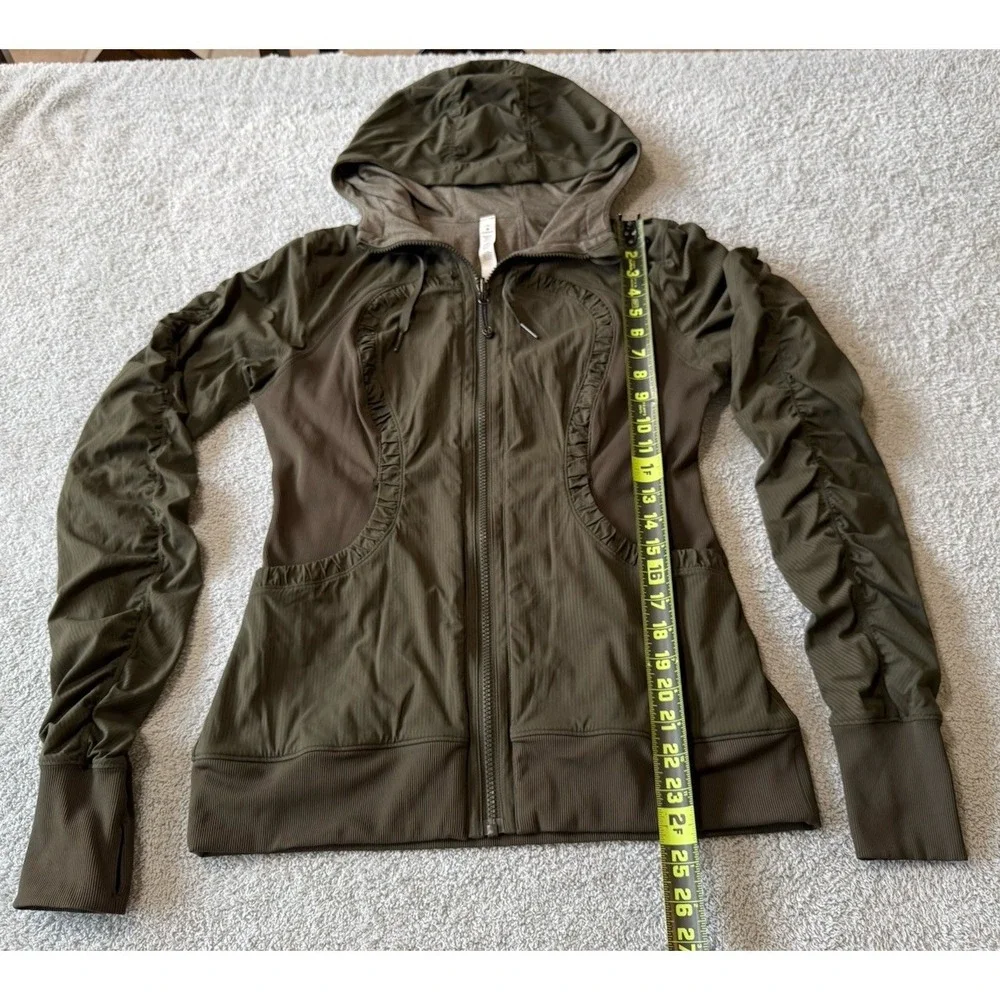 Lululemon Dance Studio Jacket III‎ Dark Olive Reversible Full-Zip Hooded Size 10